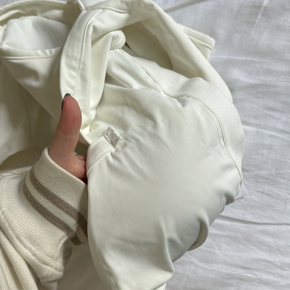 Old navy power soft built in bra collared workout top - Picture 4 of 4